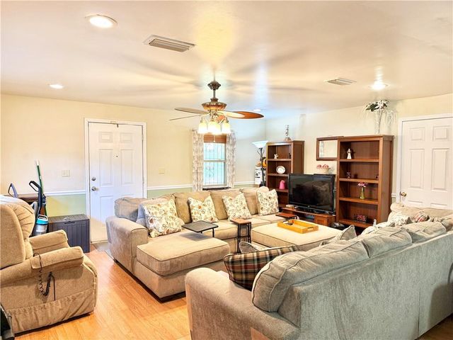 1010 Barbara Drive, Mobile, AL 36617