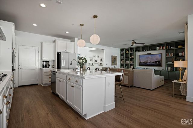 14912 Rutherford Park Avenue, Bakersfield, CA 93311