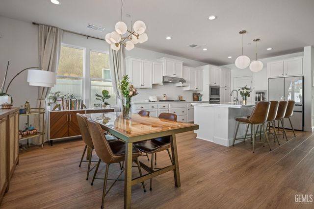 14912 Rutherford Park Avenue, Bakersfield, CA 93311