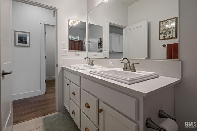 14912 Rutherford Park Avenue, Bakersfield, CA 93311