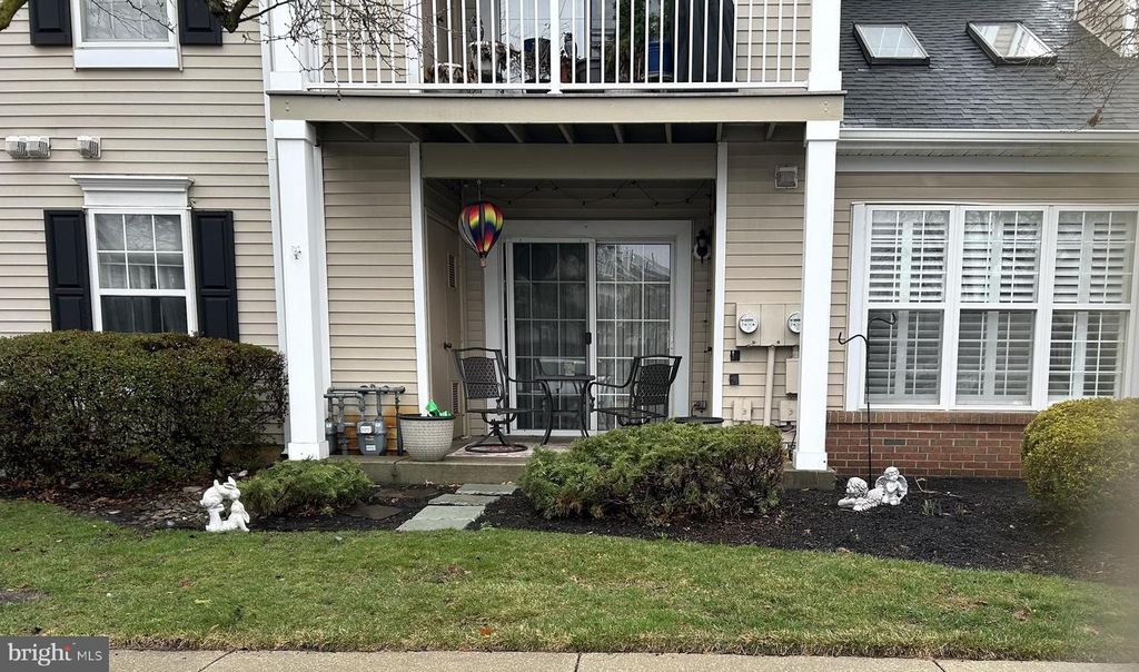 3607-A SAXONY DR, Mount Laurel, NJ 08054