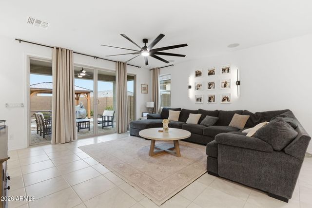 18585 W EL CORTEZ Place, Wittmann, AZ 85361