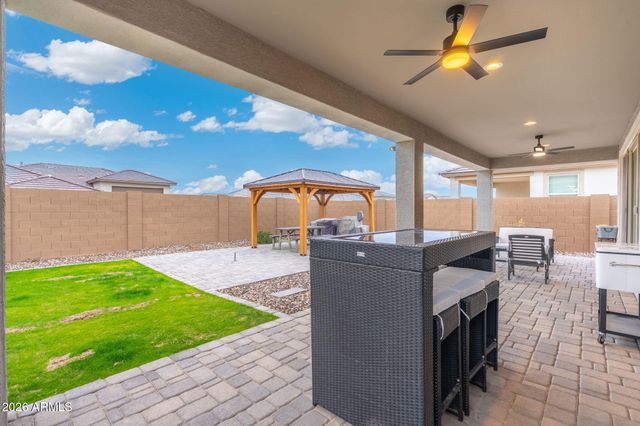 18585 W EL CORTEZ Place, Wittmann, AZ 85361