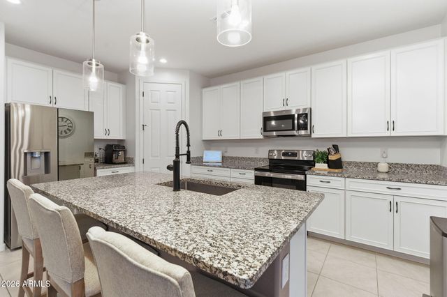 18585 W EL CORTEZ Place, Wittmann, AZ 85361