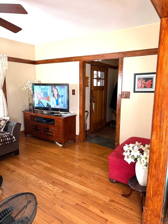 1437 Kenilworth Avenue, Berwyn, IL 60402 — photo 3