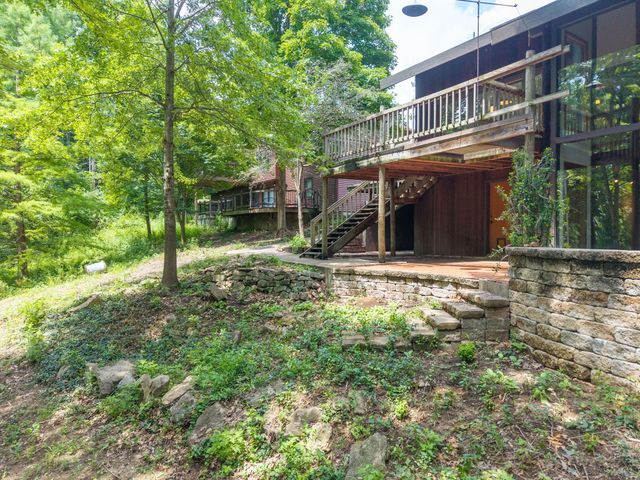 908 PIN OAK CT, Columbia, MO 65203