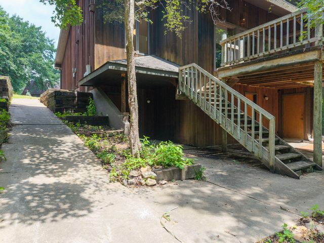 908 PIN OAK CT, Columbia, MO 65203
