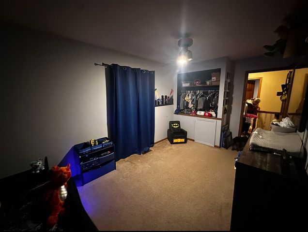 8718 Burton Road, Wonder Lake, IL 60097