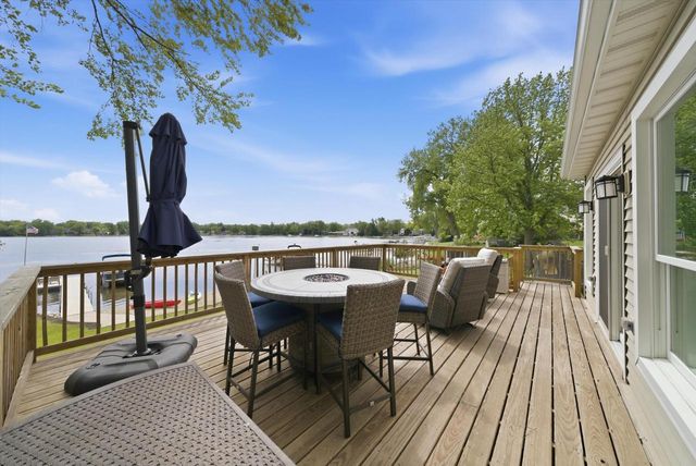 12811 234th AVENUE, Trevor, WI 53179