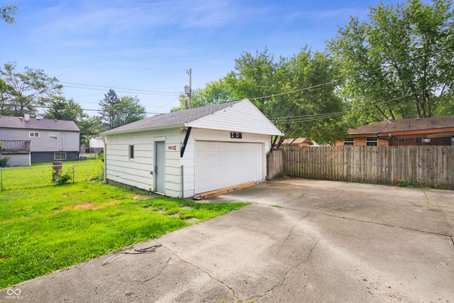 1511 N Dukane Way, Indianapolis, IN 46214