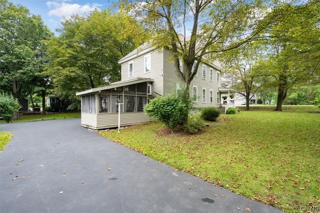 8074 Cazenovia Road, Manlius, NY 13104