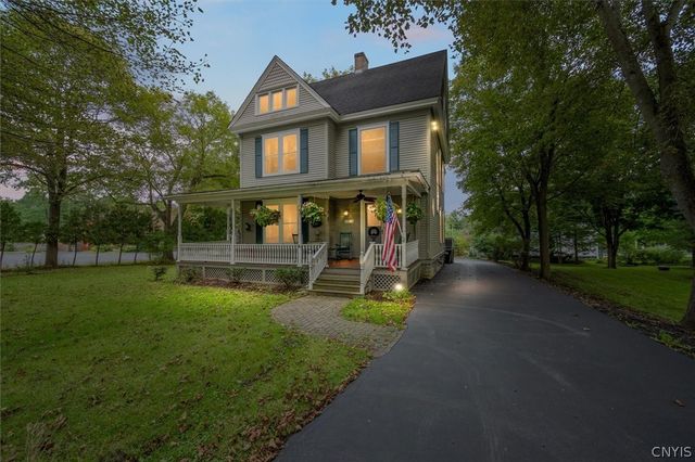 8074 Cazenovia Road, Manlius, NY 13104