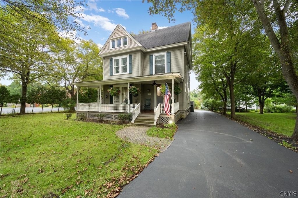 8074 Cazenovia Road, Manlius, NY 13104