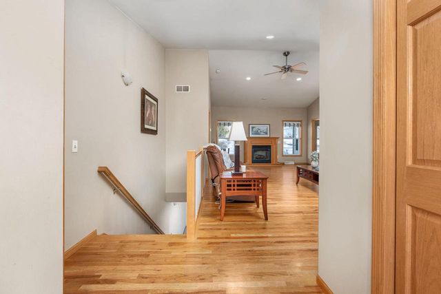 100 Jennifer Circle, Mount Horeb, WI 53572