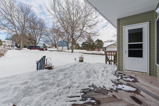 100 Jennifer Circle, Mount Horeb, WI 53572