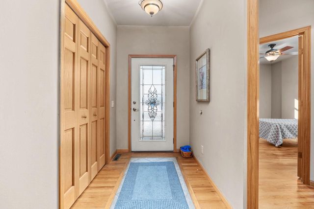 100 Jennifer Circle, Mount Horeb, WI 53572