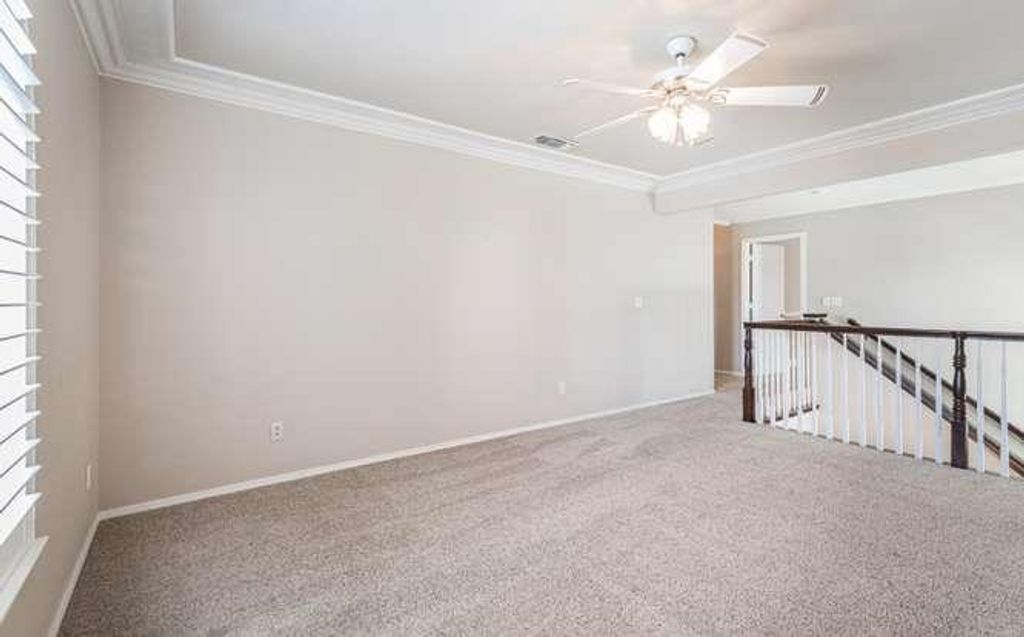 Image 24 of property listing at 175 N Burgan Avenue, Clovis, CA 93611