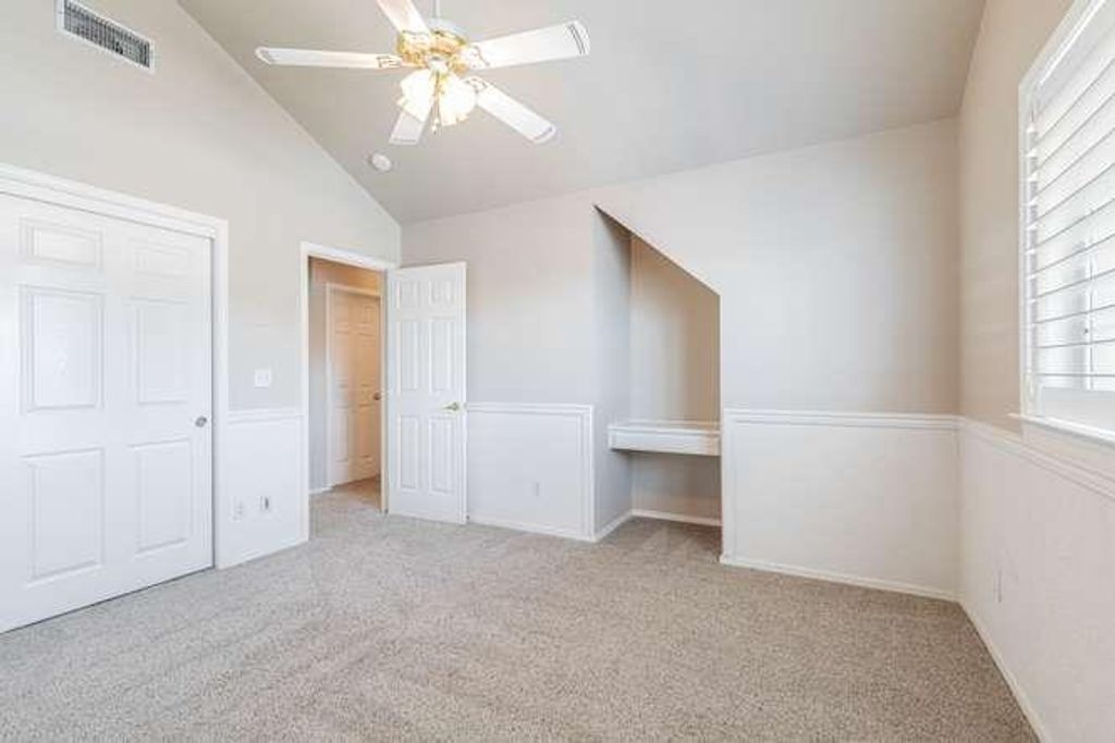 Image 35 of property listing at 175 N Burgan Avenue, Clovis, CA 93611
