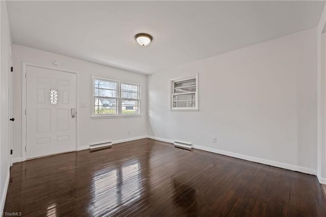 3818 Edgewood Terrace Road, Greensboro, NC 27406