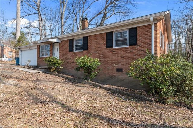 3818 Edgewood Terrace Road, Greensboro, NC 27406