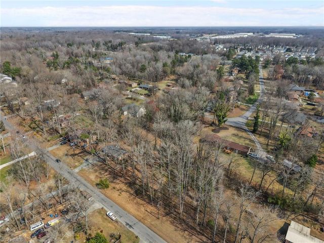 3818 Edgewood Terrace Road, Greensboro, NC 27406