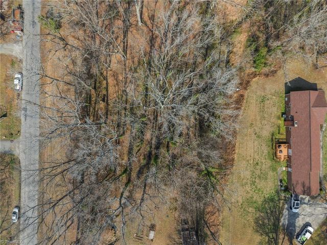 3818 Edgewood Terrace Road, Greensboro, NC 27406