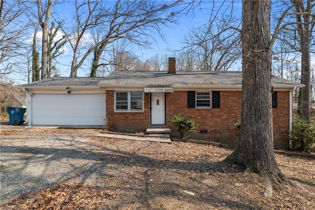 3818 Edgewood Terrace Road, Greensboro, NC 27406