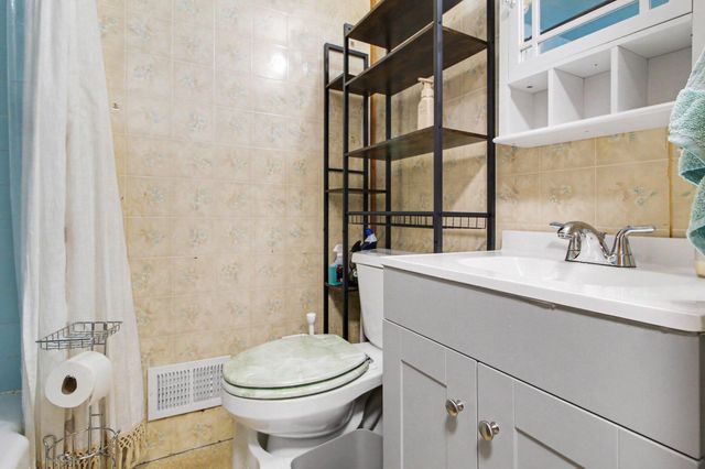 413 Forest Street, Westland, MI 48186