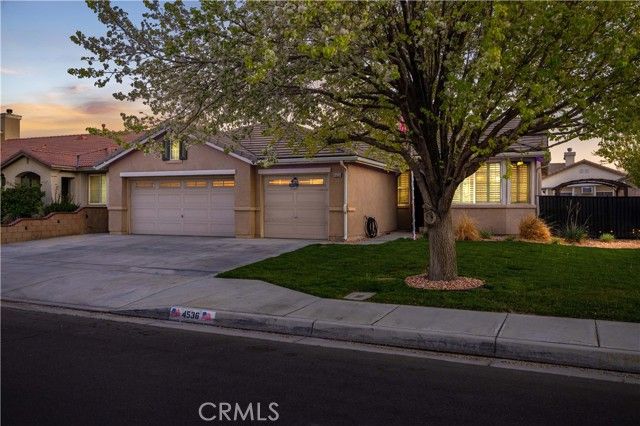 4536 Jade Court, Lancaster, CA 93536