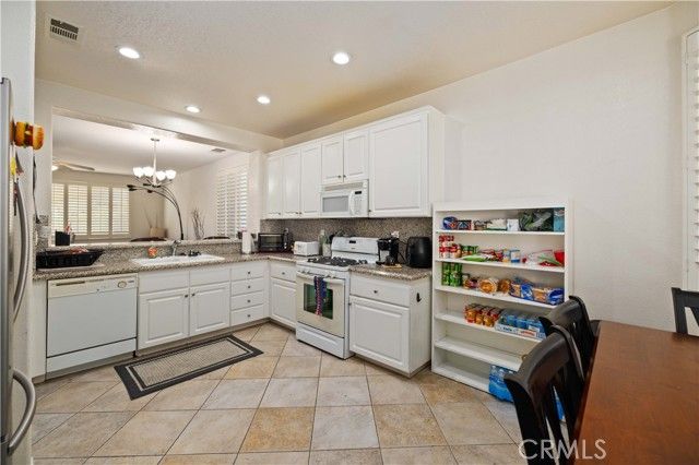 4536 Jade Court, Lancaster, CA 93536