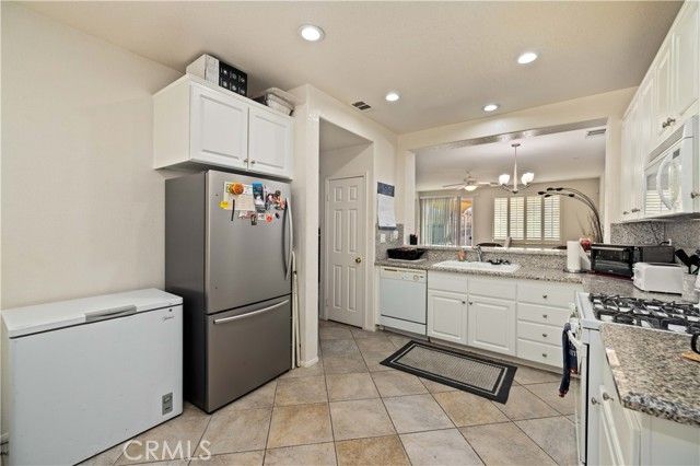 4536 Jade Court, Lancaster, CA 93536