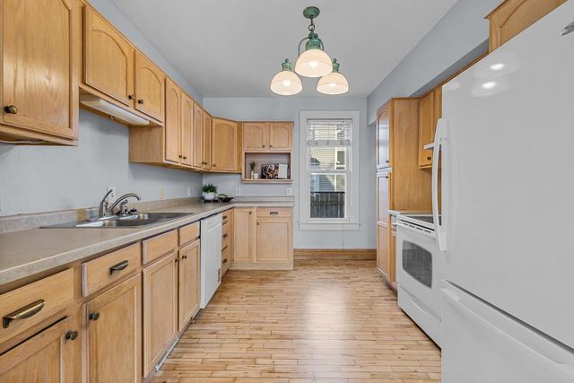 303 E MCKINLEY STREET, Appleton, WI 54915