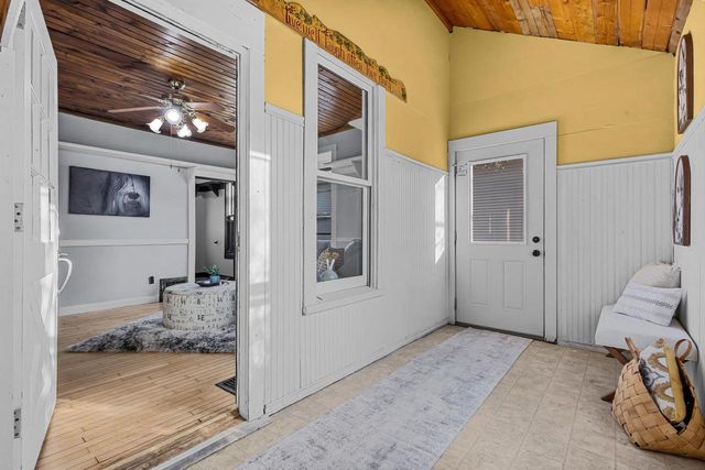 303 E MCKINLEY STREET, Appleton, WI 54915