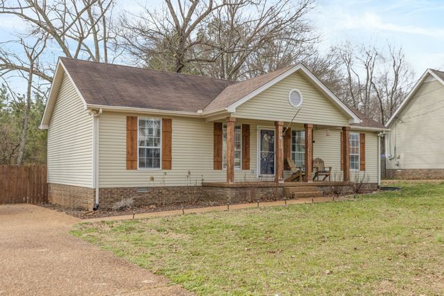 7202 Chester Rd, Fairview, TN 37062