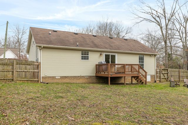 7202 Chester Rd, Fairview, TN 37062
