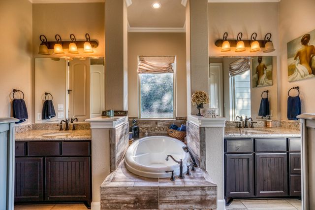 3336 County Road 326, Lexington, TX 78947