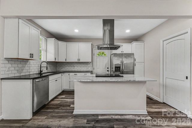 905 W 6th Avenue B None, Gastonia, NC 28052