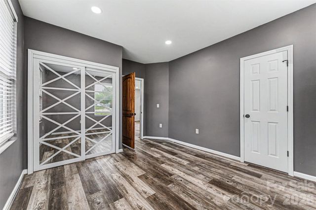 905 W 6th Avenue B None, Gastonia, NC 28052