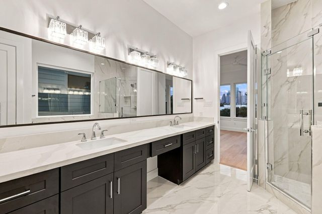 1110 Peden Street A or B, Houston, TX 77006