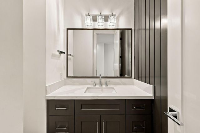 1110 Peden Street A or B, Houston, TX 77006