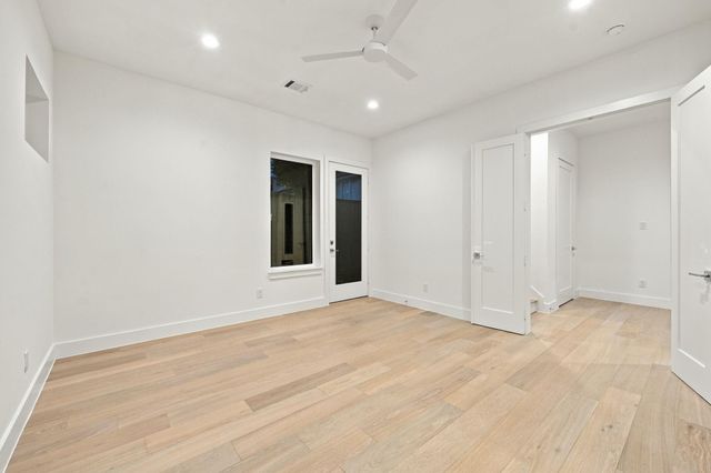 1110 Peden Street A or B, Houston, TX 77006