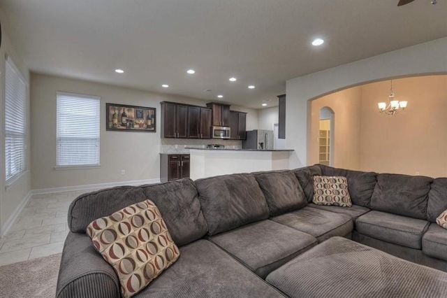 10059 Hyacinth Way, Conroe, TX 77385