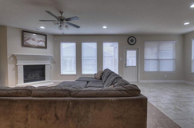 10059 Hyacinth Way, Conroe, TX 77385