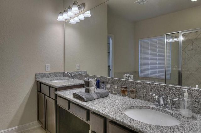 10059 Hyacinth Way, Conroe, TX 77385