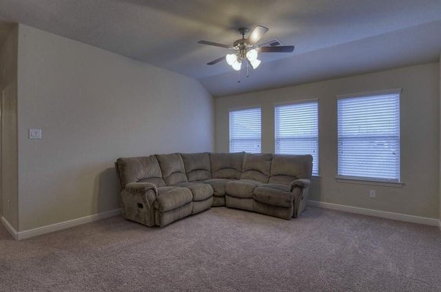 10059 Hyacinth Way, Conroe, TX 77385