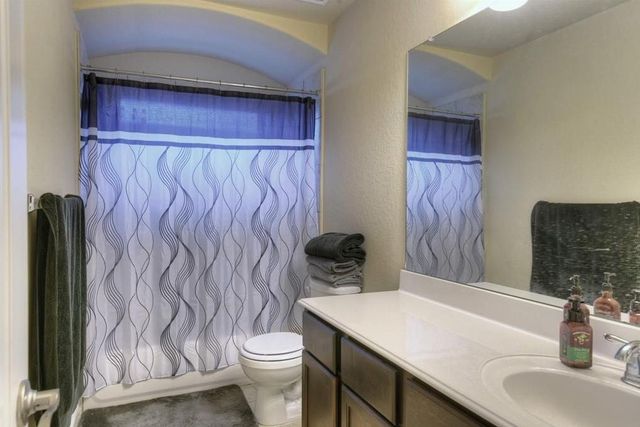 10059 Hyacinth Way, Conroe, TX 77385