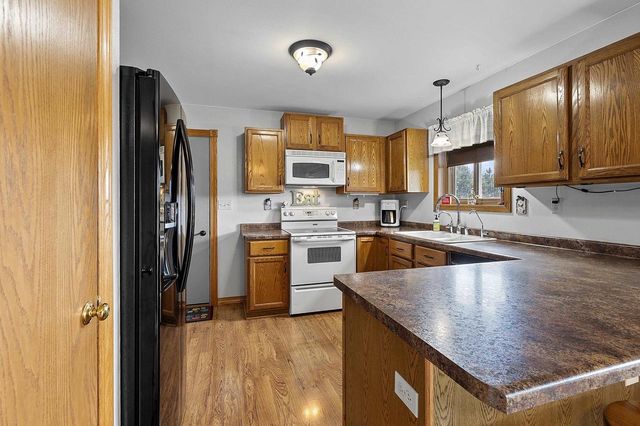 N951 RUPPEL COURT, Dale, WI 54931