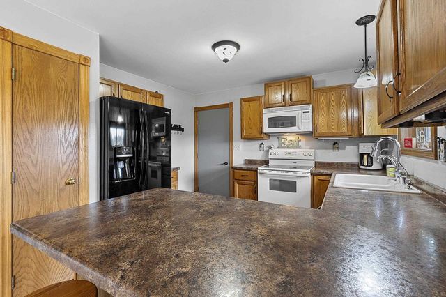 N951 RUPPEL COURT, Dale, WI 54931