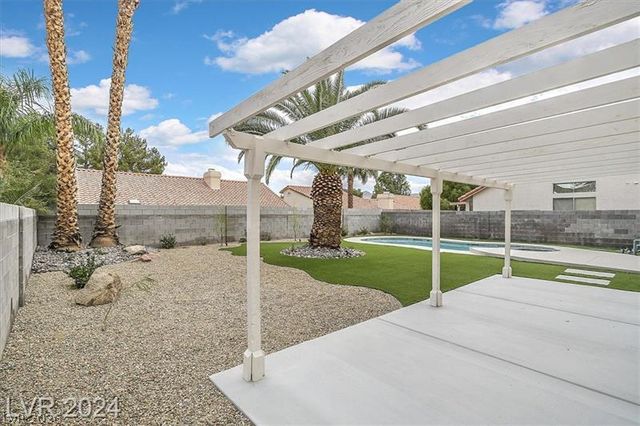 214 Pocahontas Court, Henderson, NV 89074