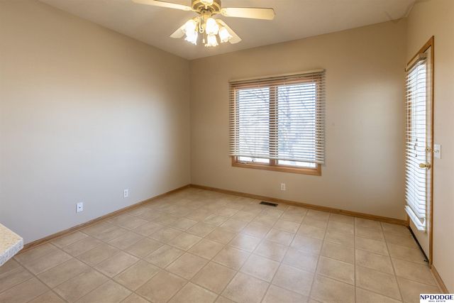 7337 S 53Rd Street Court, Lincoln, NE 68516